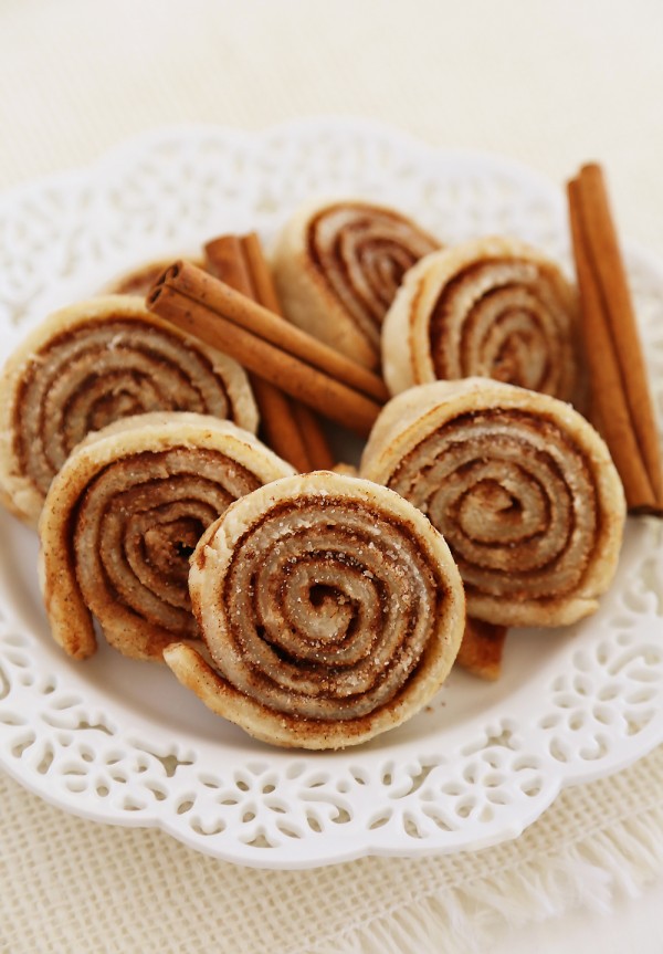 3-Ingredient Cinnamon Sugar Pie Crust Cookies – The Comfort of Cooking