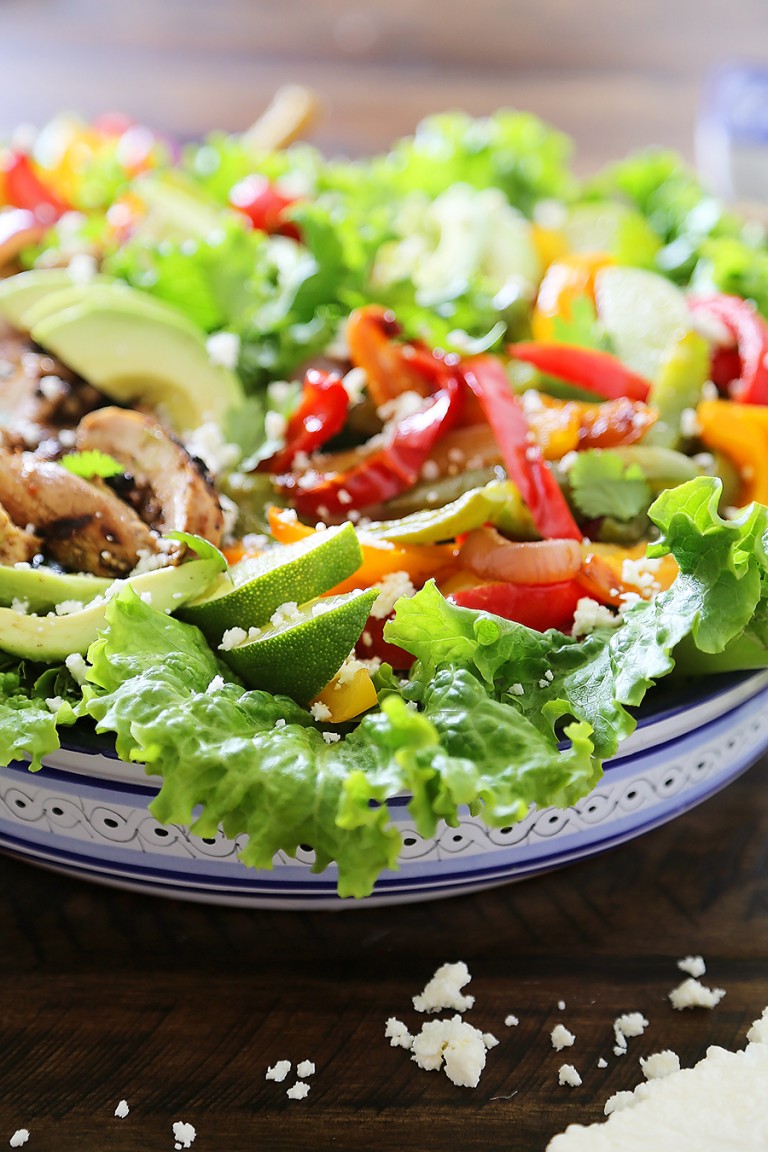 Grilled Chili-Lime Chicken Fajita Salad – The Comfort Of Cooking