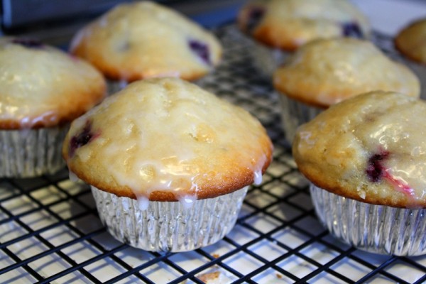 Lemon-Glazed Buttermilk Blueberry Muffins – The Comfort of Cooking