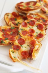 Easy Mini Tortilla Pizzas – The Comfort of Cooking