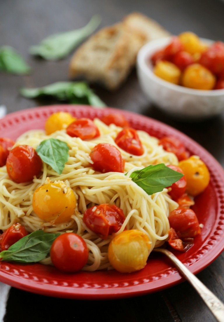 Garlic Roasted Cherry Tomatoes – The Comfort of Cooking