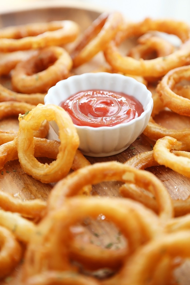 Foolproof Crispy Onion Rings – The Comfort of Cooking