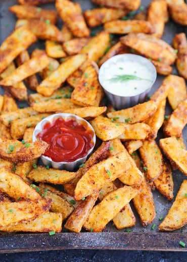 Crispy Garlic Parmesan Potato Wedges – The Comfort of Cooking